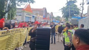 Aksi Unjuk Rasa Lanjutan dari Garda Prabowo di Kantor Gubernur Sumatera Selatan