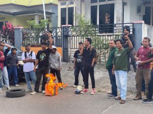 PHK Sepihak Karena Bentuk Serikat Pekerja Lokal, Massa Boikot Kantor PT. KIM